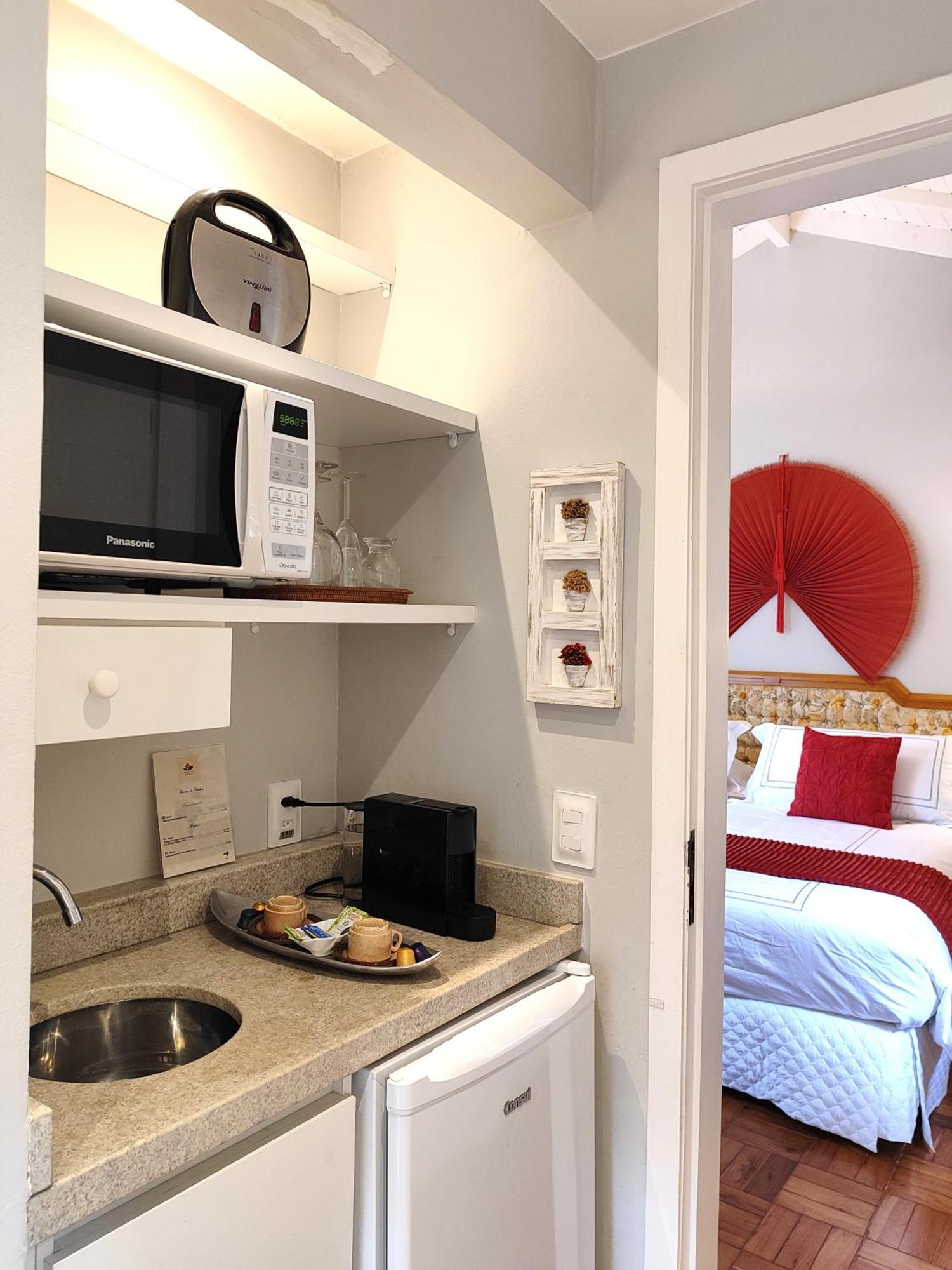 Su Paradise Villa Chales E Suites Correas Room photo