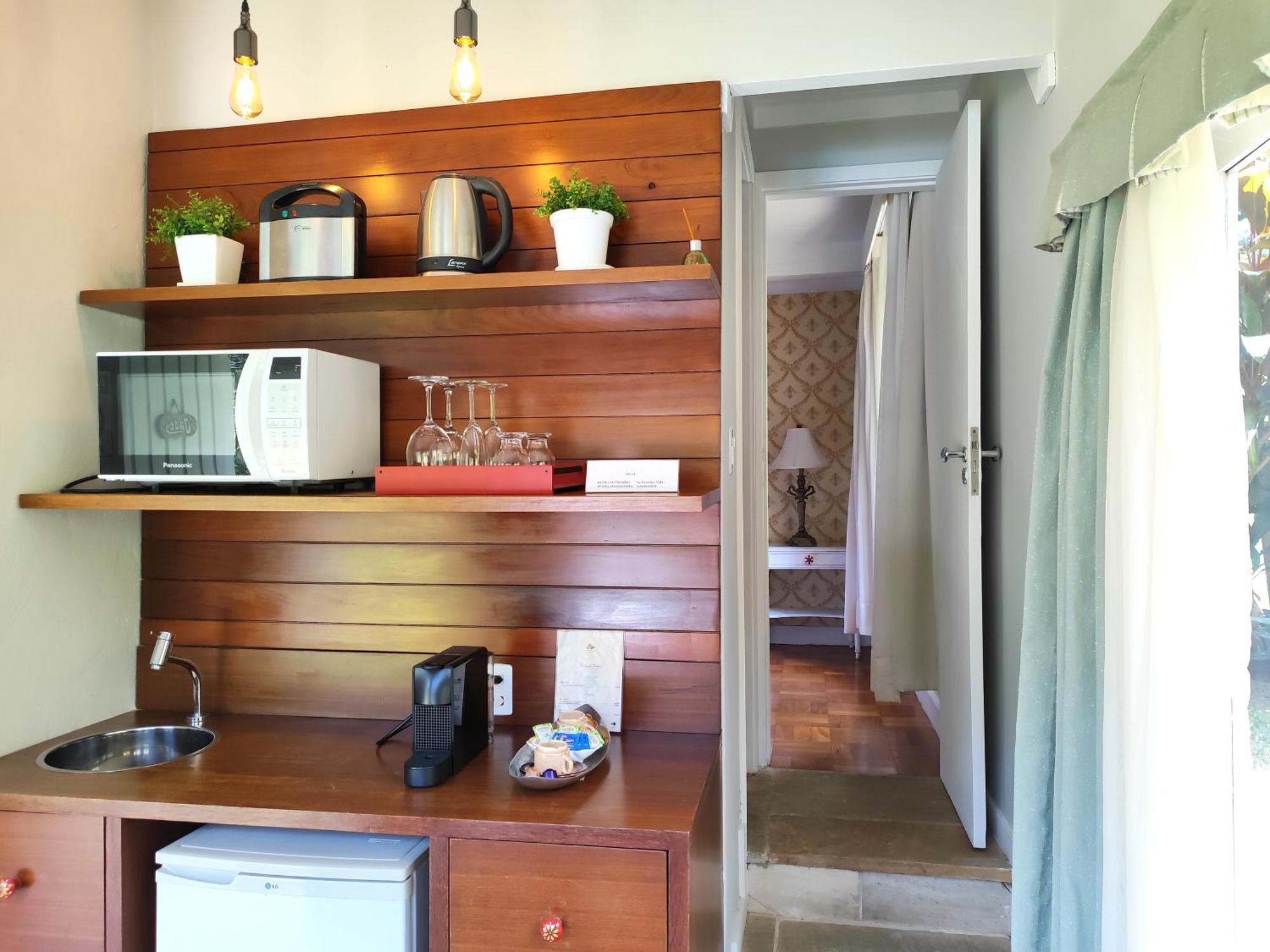 Su Paradise Villa Chales E Suites Correas Room photo
